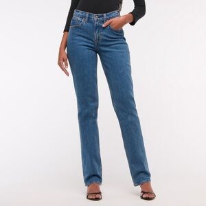 Abercrombie & Fitch Curve Love Mid Rise 90s Straight Jean
